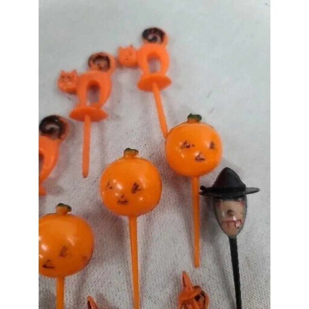 Vintage 1960s Halloween lot of 10 HARD PLASTIC Cake Toppers Witch JOL Black Cat